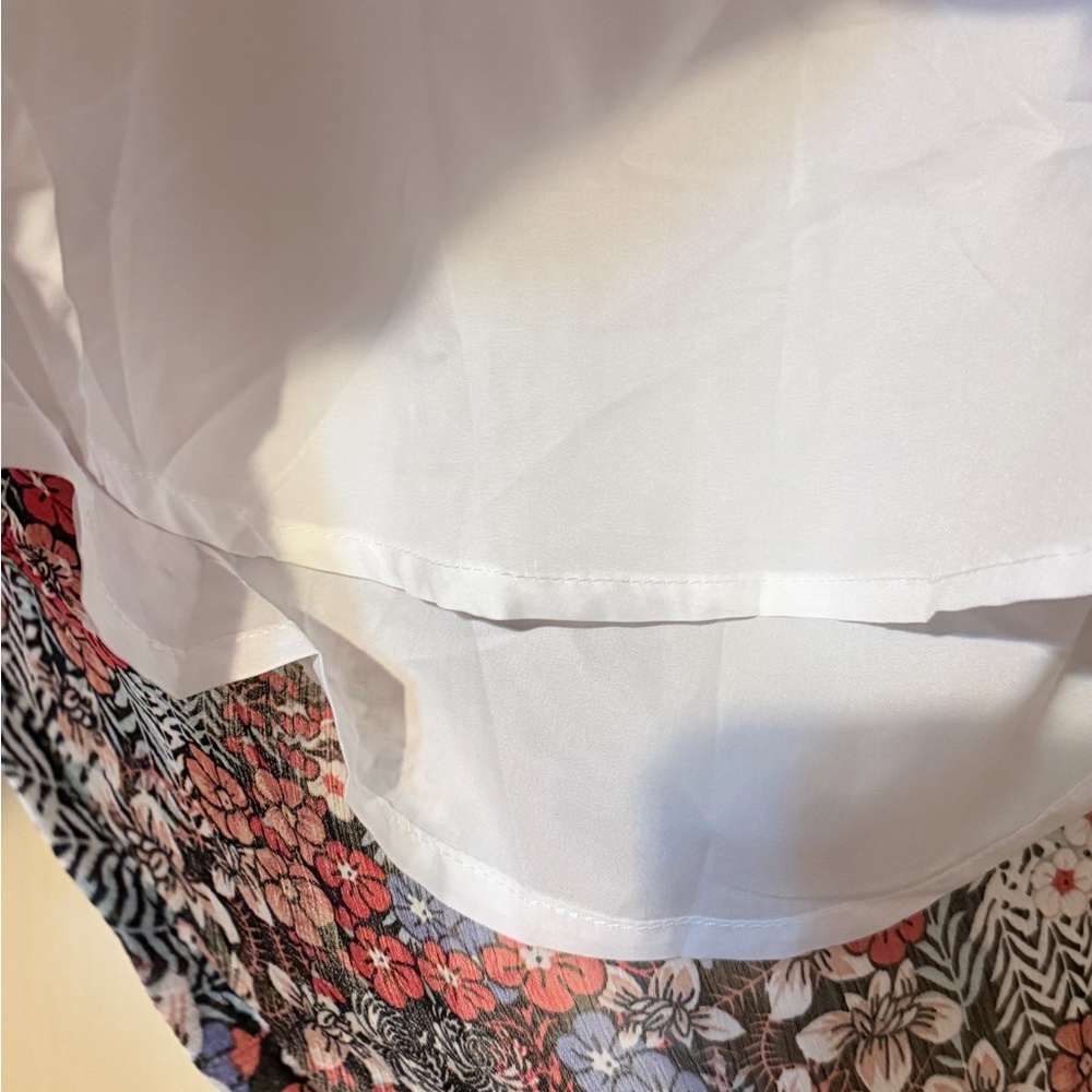 Elegant Floral Long Sleeve Blouse - Picture 4 of 9